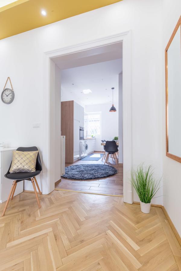 Real Zoltan Apartament *